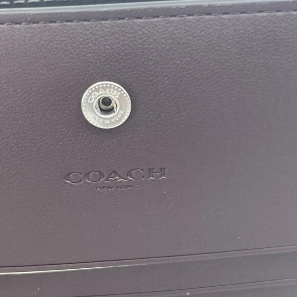 NEW COACH Women’s Snap Wallet with Heart Bolt Print Silver/Black Multi - Picture 7 of 11